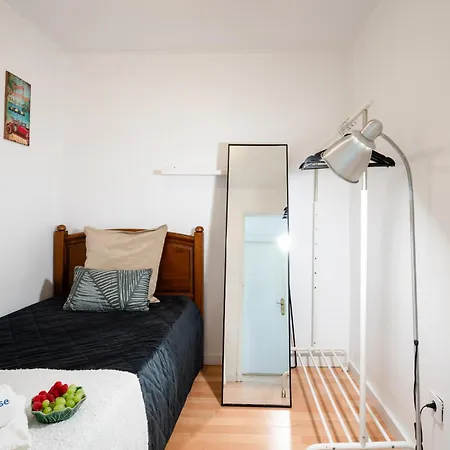 Host Wise - Large Flat W Terrace - Ace Location At Aliados Oporto