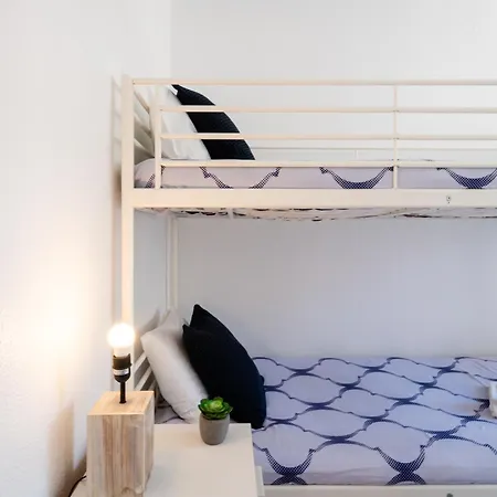 Host Wise - Large Flat W Terrace - Ace Location At Aliados Appartement