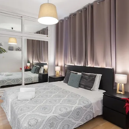 Host Wise - Large Flat W Terrace - Ace Location At Aliados Appartement Oporto