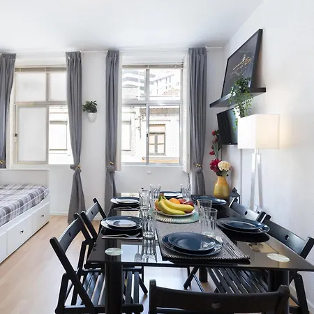 Host Wise - Large Flat W Terrace - Ace Location At Aliados Appartement Oporto
